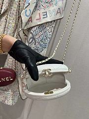 Fortok Chanel Sheepskin & Gold Plated Metal White Clutch 8.5×12×6cm - 3