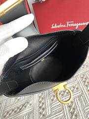 Fortok Salvatore Ferragamo Black Leather Trifolio Bucket Bag 13×10×19cm - 3