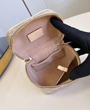 Fortok Louis Vuitton Micro Vanity Bag Beige M22920 11x10x8cm - 6