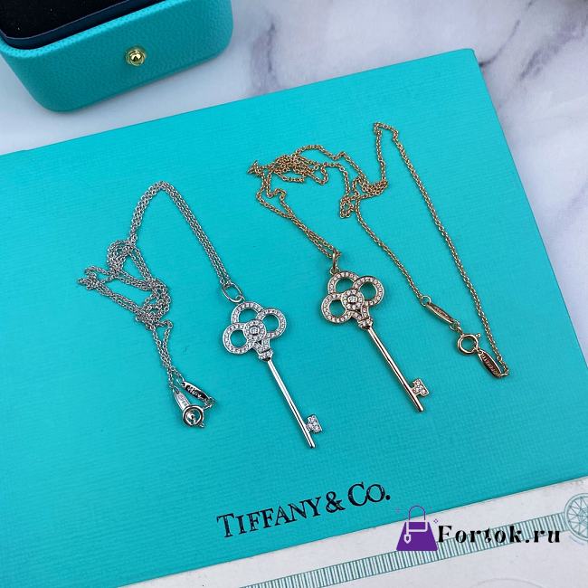 Fortok Tiffany Heart Crown Key Necklace - 1