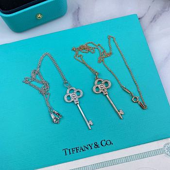 Fortok Tiffany Heart Crown Key Necklace