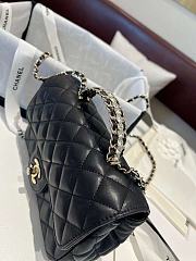 Fortok Chanel 23A CF Handle Bag Black 13x20x7cm - 4