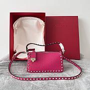 Fortok Valentino Garavani Rockstud Grained Calfskin Crossbody Bag Pink  - 1
