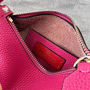 Fortok Valentino Garavani Rockstud Grained Calfskin Crossbody Bag Pink  - 4