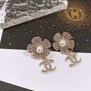 Fortok Chanel23s Camellia Pearl Stud Earrings - 4