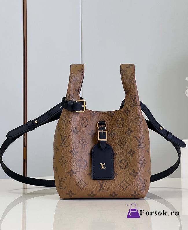 Fortok Louis Vuitton Monogram Bag M46816 17x17x7cm - 1