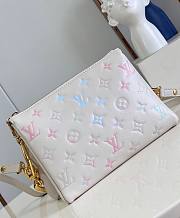 Fortok Louis Vuitton Coussin BB Bag Quartz & Multicolor M22993 21x16x7cm - 5