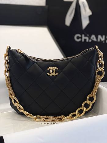 Fortok Chanel 23A Tassel Armpit Bag Black 24x19x5cm