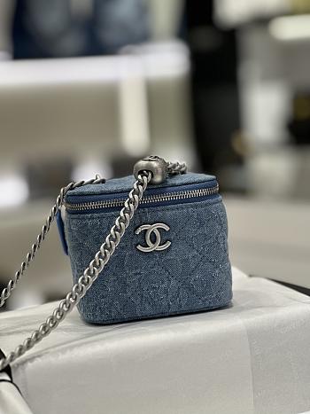 Fortok Chanel 23P Denim Vanity Case 11x8.5x7cm