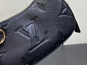 Fortok Louis Vuitton Mini Moon Bag Black M82391 20.5x11x5cm - 6