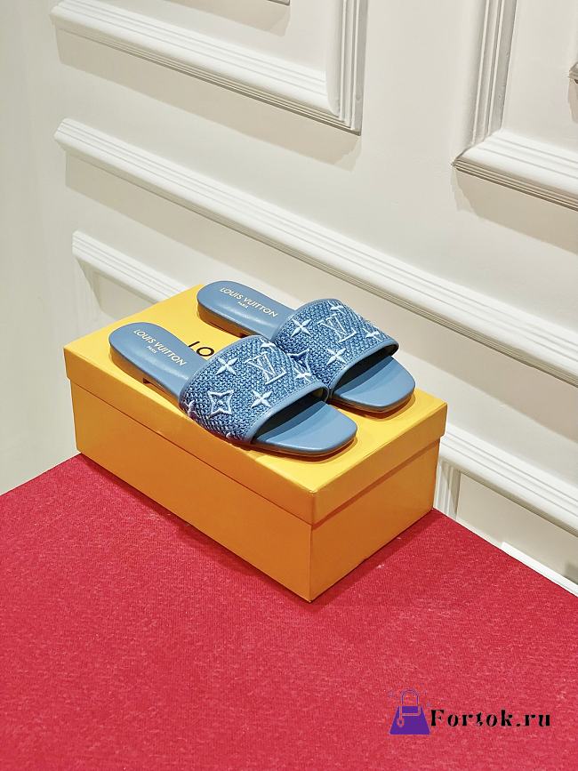 Fortok Louis Vuitton Classic Slippers Blue - 1