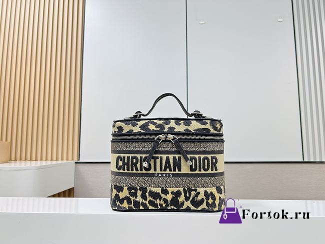 Fortok Dior Travel Convertible Vanity Case Mizza Embroidered Canva - 1