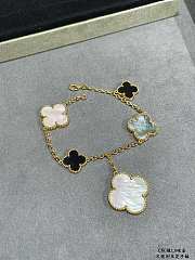 Fortok Van Cleef & Arpels Magic Alhambra Bracelet In Yellow Gold - 2