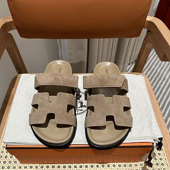 Fortok Hermes Chypre Sandals Beige Suede