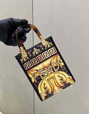 Fortok FendixVersace Fendace FF Baroque Mini Sunshine Shopper Tote Black Gold - 4