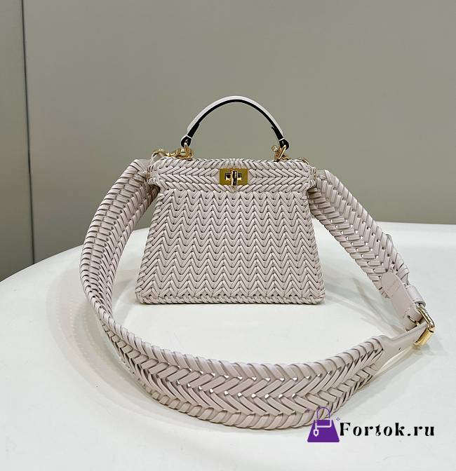 Fortok Fendi Peekaboo Iseeyou Camellia Interlace Leather Bag 20x10.5x15cm - 1