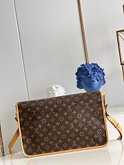 Fortok Louis Vuitton Monogram Crossbody Bag M51273 37x23x12.5cm - 3