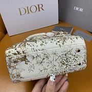 Fortok Dior Bag White Calfskin with Gold-Tone Printed and Bead-Embroidered Jardin D’Hiver Motif - 2