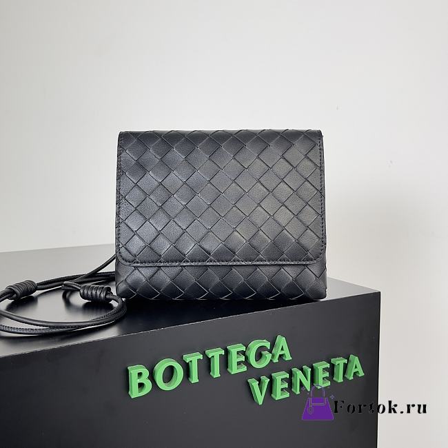Fortok Bottega Veneta Mini Intrecciato Cross-Body Bag Black 19x15x5.5cm - 1