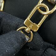 Fortok Louis Vuitton Pillow Palm Springs Mini Backpack Black M21060 17x22x10cm - 3