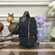 Fortok Louis Vuitton Pillow Palm Springs Mini Backpack Black M21060 17x22x10cm - 2