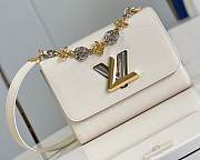 Fortok Louis Vuitton Twist MM Bag White 23x17x9.5cm - 1