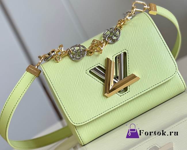Fortok Louis Vuitton Twist PM Bag Green 19x15x9cm - 1