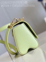 Fortok Louis Vuitton Twist PM Bag Green 19x15x9cm - 6