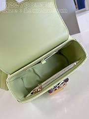 Fortok Louis Vuitton Twist PM Bag Green 19x15x9cm - 3