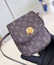 Fortok Louis Vuitton Brown Pochette Cancun Shoulder Bag 18x14x6cm - 1