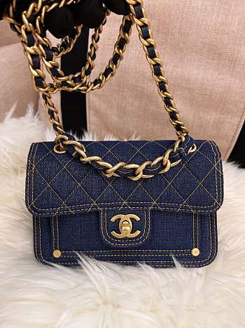 Fortok Chanel 23A Denim Shoulder Bag Blue 19x13x5cm