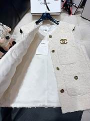 Fortok Chanel Early Autumn Vest White - 4