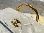 Fortok Chanel 23B Metal-Handle Bag White 17.2x9x3.5cm - 5