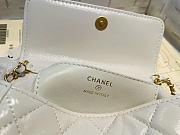 Fortok Chanel 23B Metal-Handle Bag White 17.2x9x3.5cm - 2