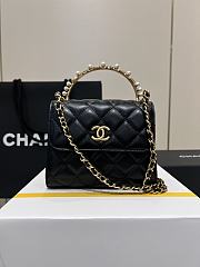 Fortok Chanel 23B Metal Pearl Wrist Bag Black 14.5x12x6cm - 1