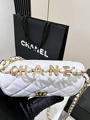 Fortok Chanel 23B Metal Pearl Wrist Bag White 14.5x12x6cm - 3