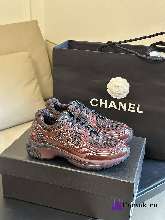 Fortok Chanel FW23 Golden Horn King Sneakers Red - 1