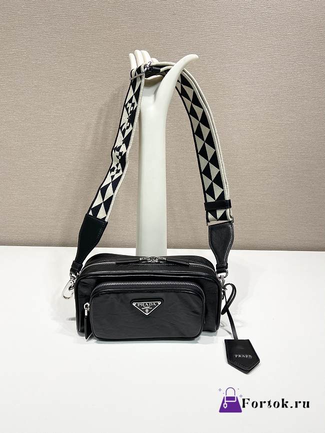 Fortok Prada Nappa Antique Multi-Pocket Shoulder Bag Black 22x10.5x7cm - 1