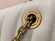 Fortok Louis Vuitton New Wave Chain Bag GM Ivory White - 3