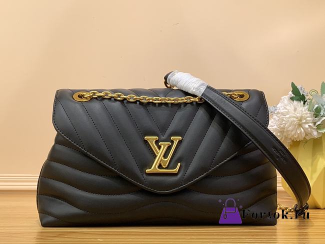 Fortok Louis Vuitton New Wave Chain Bag GM Black - 1