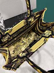 Fortok Dior Book Tote Yellow Multicolor Toile de Jouy Voyage Embroidery 26.5×21×14cm  - 5