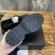 Fortok Chanel Crinkled Calfskin CC Chain Mocassin Loafers Black  - 5