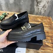 Fortok Chanel Crinkled Calfskin CC Chain Mocassin Loafers Black  - 3