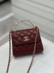 Fortok Chanel 23B Metal Pearl Wrist Bag Burgundy 14.5x12x6cm - 1