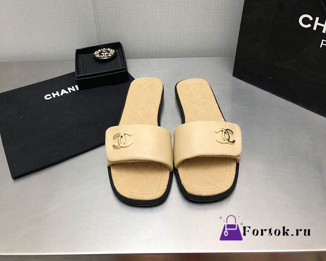 Fortok Chanel Mules Beige - 1