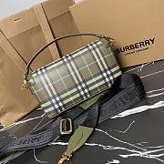 Fortok Burberry Top Handle Note Bag Olive Green 24x8x14cm - 4