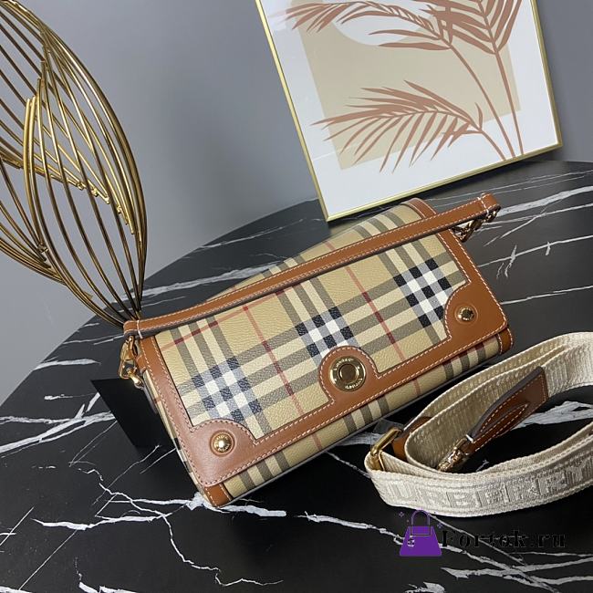Fortok Burberry Top Handle Note Bag Briar Brown 24x8x14cm - 1