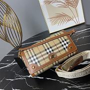 Fortok Burberry Top Handle Note Bag Briar Brown 24x8x14cm - 1