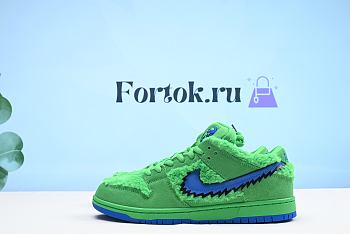 Fortok Nike SB Dunk Low Grateful Dead Bears Green