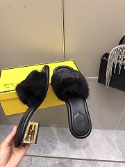 Fortok Fendi 2023SS Mink Fur FF Baguette Heel Slides Black - 4